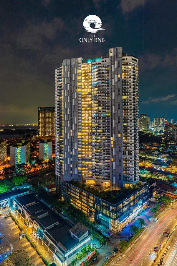 Fantasy Funland Retreat By The Only Bnb Tanjung Tokong Экстерьер фото